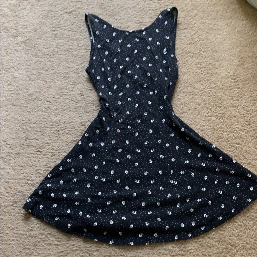 black and white floral dress